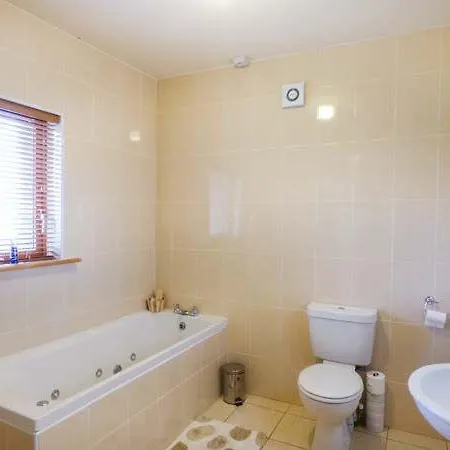 Serah, Holiday home Killarney